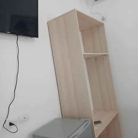 Hoteleri Sherifaj 홈스테이 Vlorë
