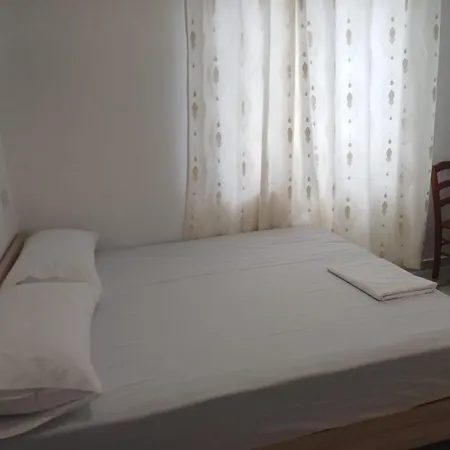 Hoteleri Sherifaj Homestay